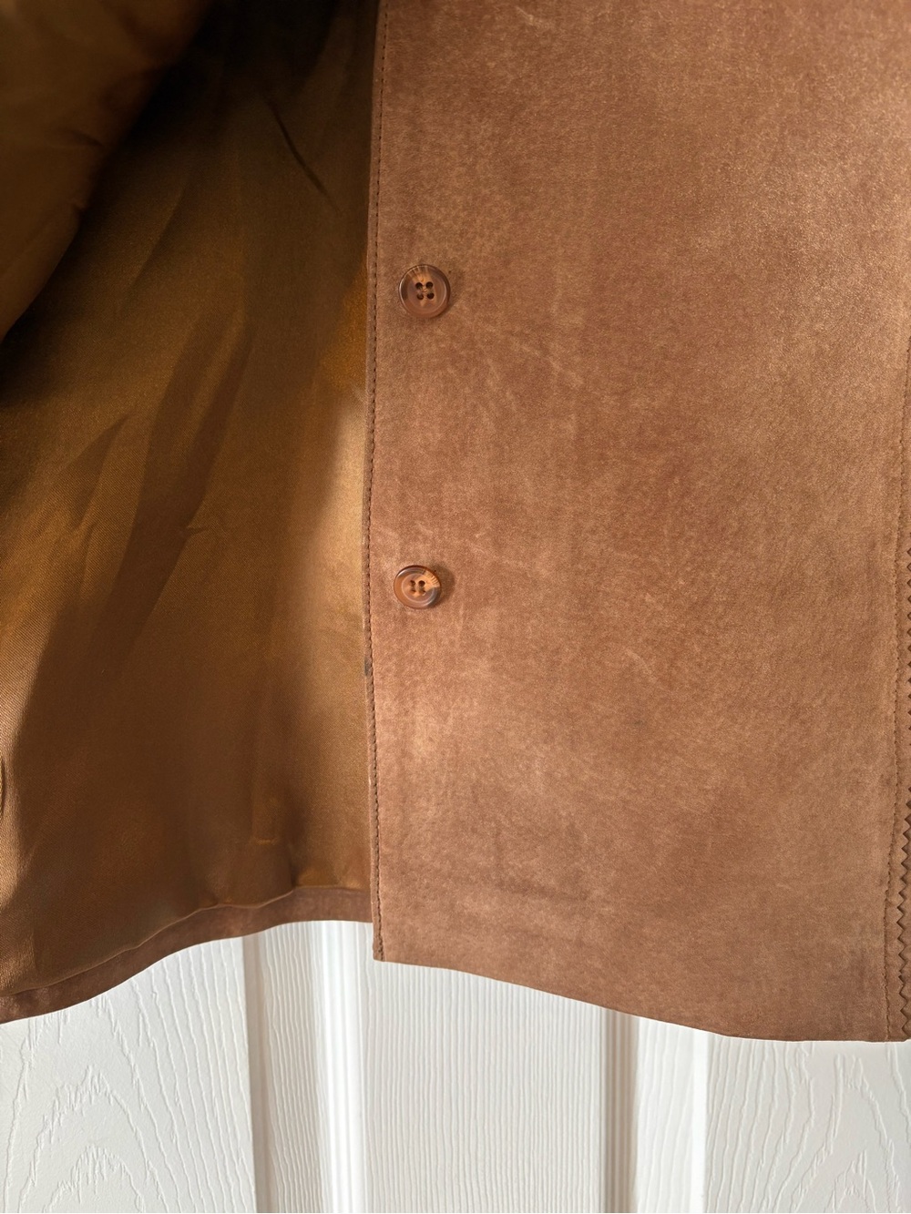 A.M.I. Suede Jacket - Picture 5 of 9